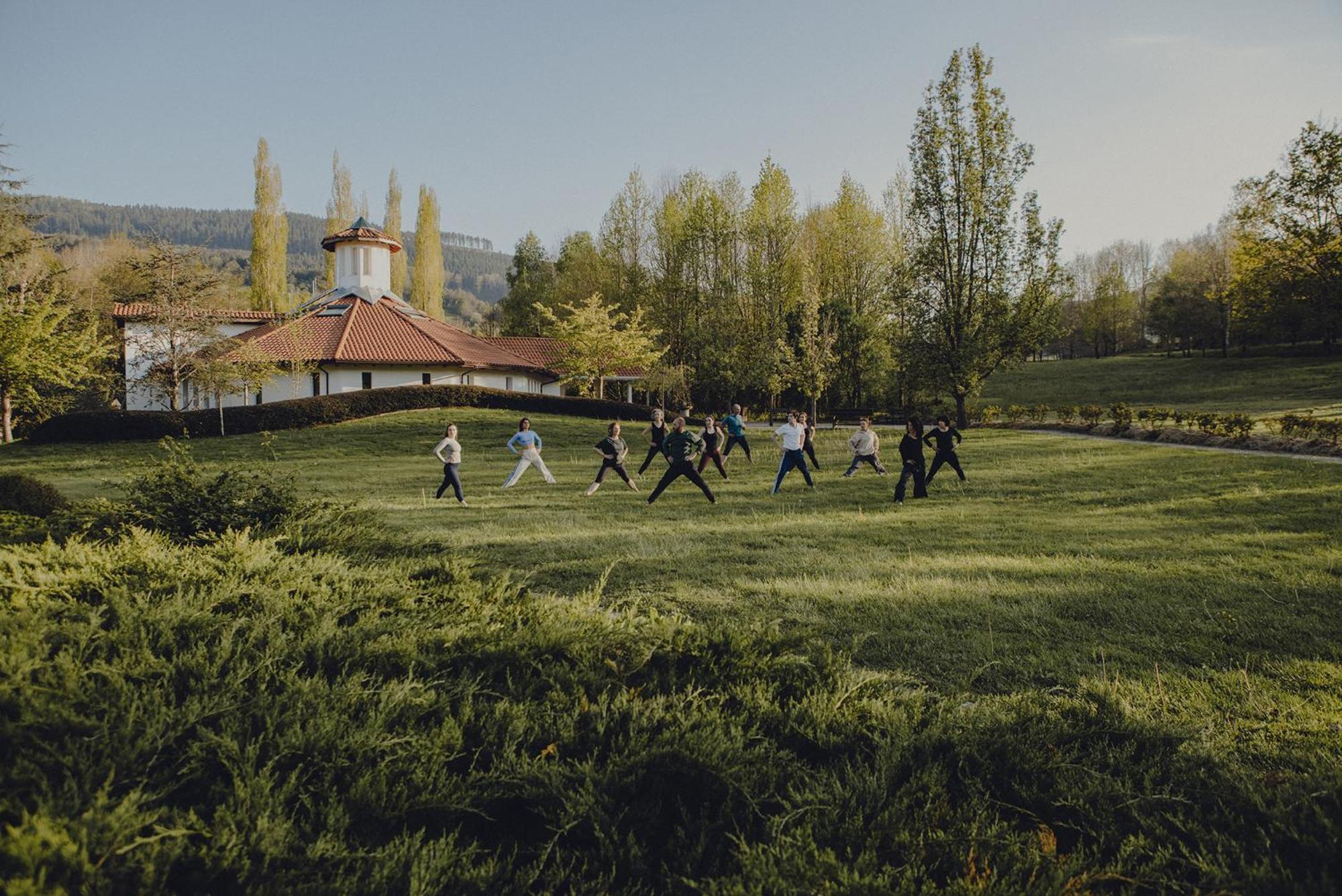 Amalurra Ecohotel & Retreat Center Laiseca Exterior photo